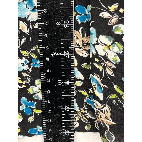 J. Jill floral tiered layered button up blouse, dark floral, size M, EUC - Picture 10 of 13